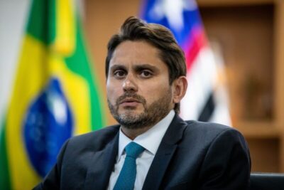 Juscelino Filho deixa União Brasil e assume liderança do PSDB no Maranhão