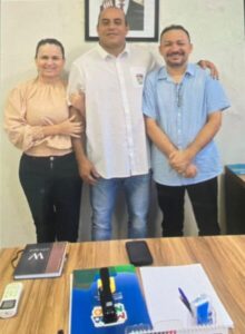 Andréa e Magno da Colônia se reúnem com secretário Wolmer Araújo