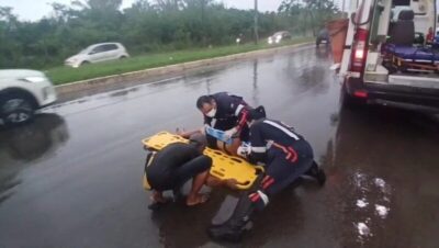 Caminhoneiro protege mulher atropelada na Avenida dos Franceses, em São Luís