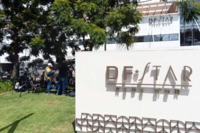 Após liberação de Moraes, Bolsonaro chega ao DF Star para novos exames médicos