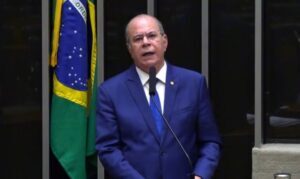 Dinistas se contorcem com pronunciamento de Hildo Rocha e reação vem da Assembleia