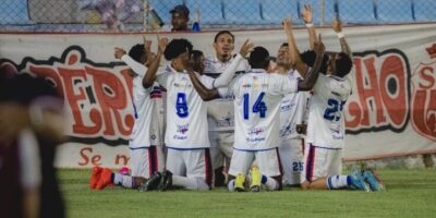 Em jogo de 4 expulsões, Maranhão bate o Imperatriz e continua líder