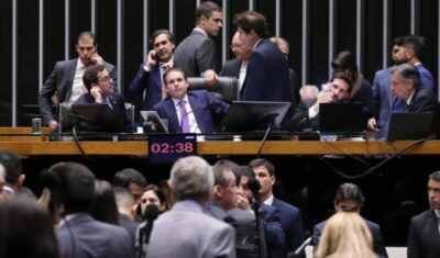 Adiada votação de projeto que cria novo regime para socorrer ou liquidar bancos