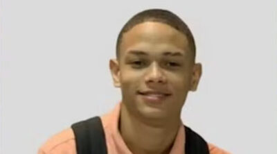 Adolescente é morto com tiro no rosto ao abrir portão para atender suspeito