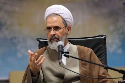 Irã anuncia líder supremo interino após morte de Ali Khamenei e inicia sucessão