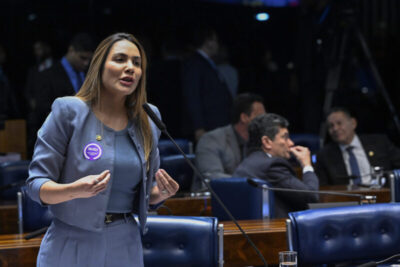 Senado aprova projeto de Ana Paula Lobato que criminaliza misoginia