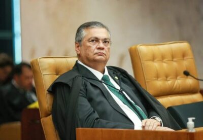 Flávio Dino acumula oito pedidos de impeachment no Senado