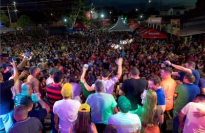 Mais de 20 mil participam da festa de aniversário do prefeito de Pinheiro