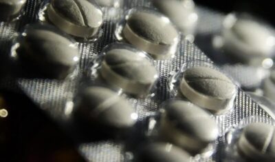 Câmara aprova regras para comercialização de remédios em supermercados