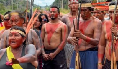 Indígenas interditam Estrada de Ferro Carajás em protesto contra a Vale