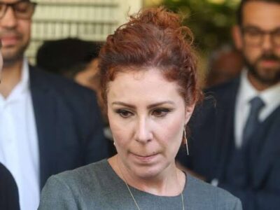 Justiça da Itália mantém deputada Carla Zambelli presa e aponta “grau máximo” de risco de fuga