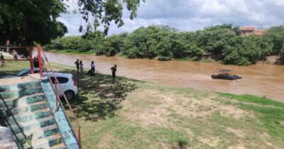 Jovem de Açailândia desaparece após ser levado pela correnteza do rio Mearim em Trizidela do Vale