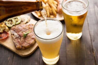 Como o consumo regular de cerveja afeta o coração de forma silenciosa