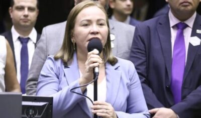 Comissão aprova projeto que obriga enfermeiros autônomos a emitir nota fiscal eletrônica