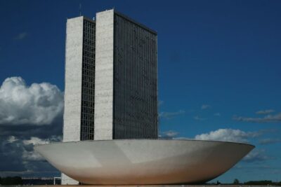 Comissão especial da Câmara aprova novo Plano Nacional de Educação