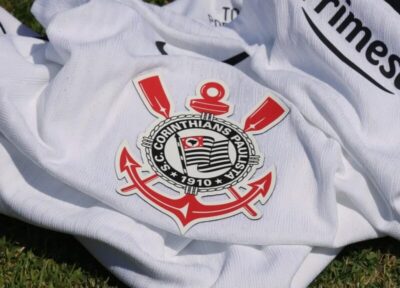 Justiça cobra explicações financeiras do Corinthians e alerta para possível intervenção judicial