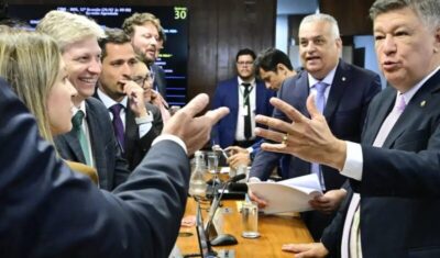 CPMI do INSS aprova quebra de sigilo de Lulinha e convoca André Moura