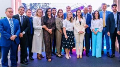 Iracema Vale participa do “Encontro de Trabalho com deputados estaduais”