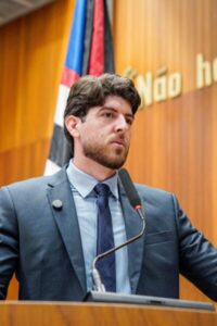 Confiança total: bastidores destacam o compromisso como principal fator da projeção política de Davi Brandão para 2026