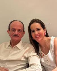 Primeira-dama de Ribamar tenta se vitimizar e dá pito em vereadora enquanto a cidade segue no caos