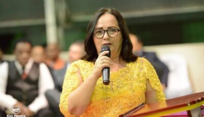 Sem licitação, Prefeitura de Chapadinha comprou R$ 4,5 milhões em livros; MP investiga o caso