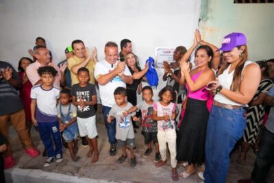 Fred Campos acelera obras e entrega rua asfaltada e 15ª praça em Paço do Lumiar