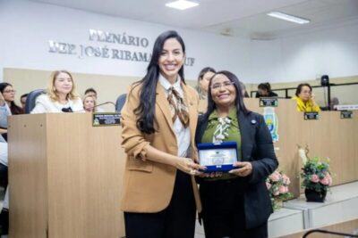 Daniella conquista Título de Cidadã de Timon como reconhecimento aos seus serviços prestados à população