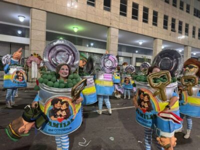 Rio de Janeiro: sátira carnavalesca vira embate entre governo e oposição nas redes sociais