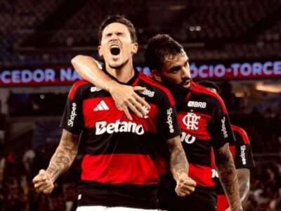 Vitória e Flamengo se enfrentam pelo Brasileirão nesta terça-feira
