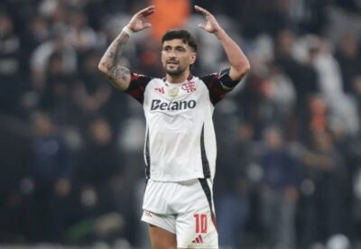 Com show de Arrascaeta, Flamengo supera o Cruz Azul no Intercontinental