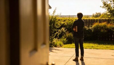 Platão, filósofo grego: ” A felicidade depende de si mesmo e não dos outros”