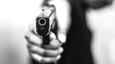 Adolescente atira na ex, mata outra mulher e deixa uma em coma