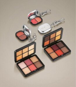 Aposta de tendência com paletas multifuncionais e acessórios “cool”, Boticário inova com Make B. Blend & Fusion