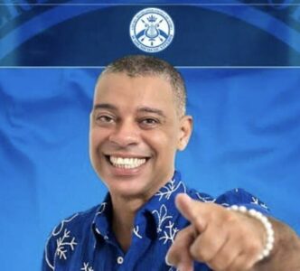 Favela do Samba recebe intérprete Emerson Dias neste domingo