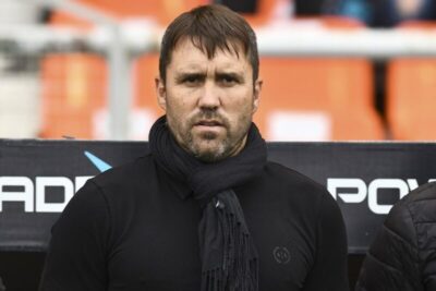 Eduardo Coudet assume o comando do River Plate com contrato até 2027