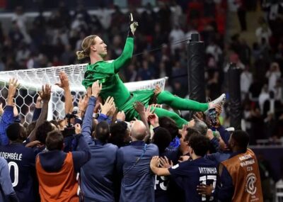 Quem é Safonov? Conheça o goleiro do PSG que brilhou contra o Flamengo