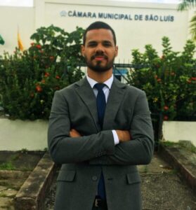 Advogado entra com ação para anular lei que aumenta o salário de Braide