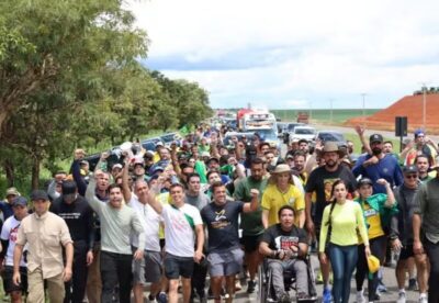 Deputado faz referência a maranhense condenada pelo 8/1 em marcha pela “justiça e liberdade”
