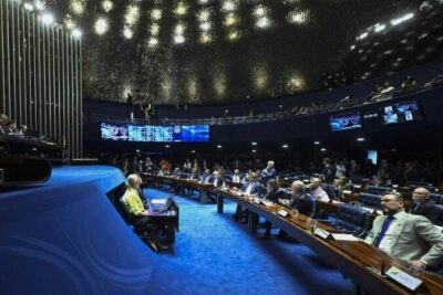 Senado vota projeto de lei que aumenta penas para furto e roubo de celular