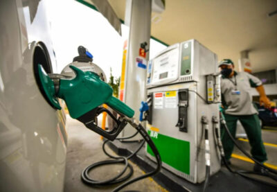 Lula critica alta do diesel e diz que aumentos não se justificam mesmo com subsídios