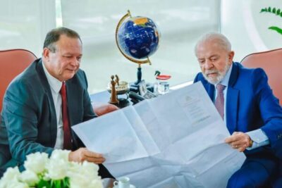 Mandatos atuais de presidente e governadores se estendem até 2027