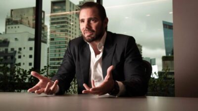 “Vídeos íntimos em celular de Daniel Vorcaro ampliam crise política”