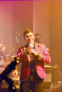 FERNANDO DE CARVALHO PREPARA SURPRESAS PARA O SHOW ESTRELA LUMINOSA NO TEATRO ARTHUR AZEVEDO