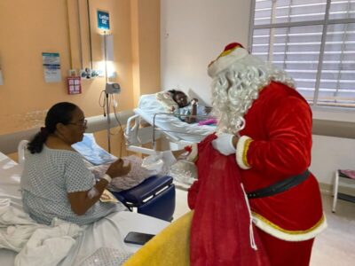 Laboratório Lacmar participa de ação natalina no Hospital do Servidor Estadual (HSE-HSLZ)
