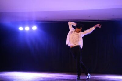 Adolescente maranhense viraliza ao homenagear Ney Matogrosso e recebe elogio do próprio artista