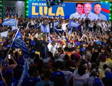 Comitiva liderada por Daniella é uma das maiores do interior em evento de Orleans