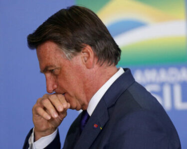 Risco de morte de Bolsonaro reforça pressão por prisão domiciliar, aponta CNN