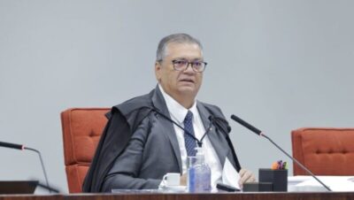 Dino acaba aposentadoria compulsória para magistrado condenado