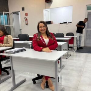 Vereadora Leda Torres apresenta Projeto de Lei para incentivo à mulher no esporte e solicita pavimentação de ruas em Codó