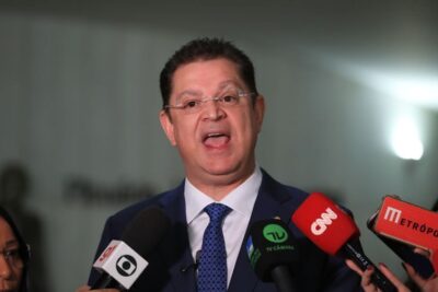 Líder do PL na Câmara dos Deputados nega desvios de verbas